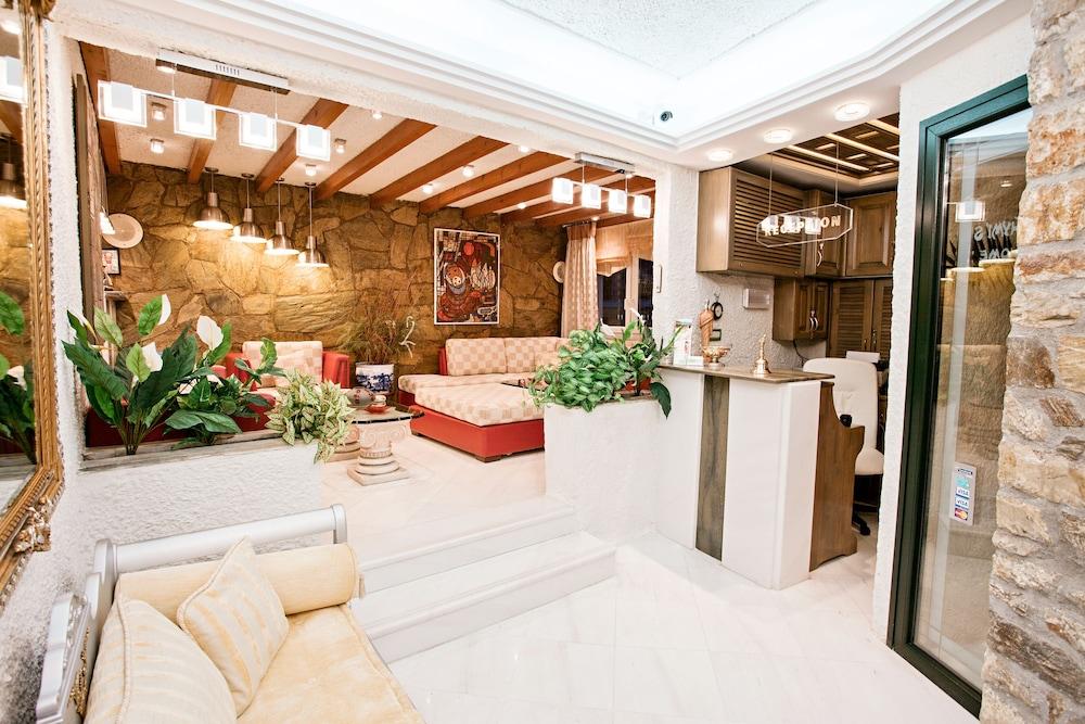 Thymis Home Skiathos Exterior foto